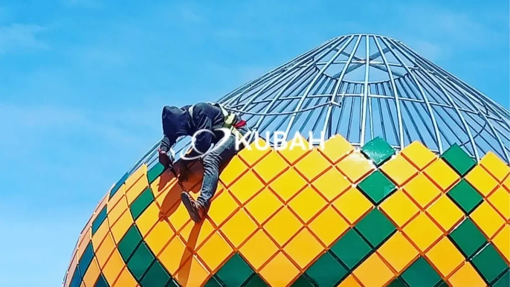 Pemasangan Kubah Enamel