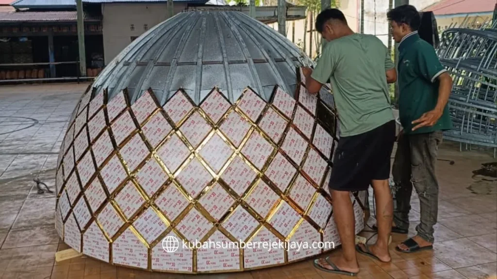 Jasa kubah panel titanium gold jambi