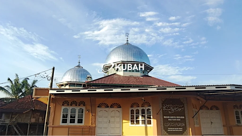 Mencari kontraktor kubah masjid di Jambi? Kami hadirkan pembuatan kubah berkualitas premium, kokoh, dan bergaransi resmi. Hubungi kami untuk konsultasi gratis!